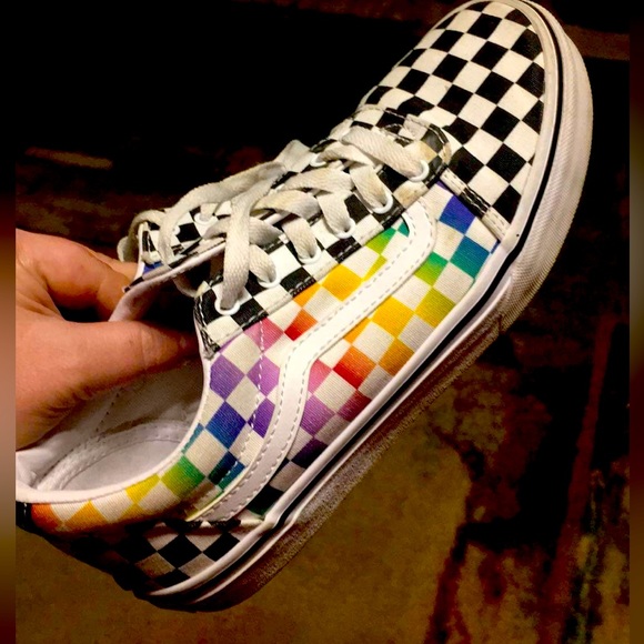 Vans Shoes - Vans ward rainbow Checherboard white Black multicolor